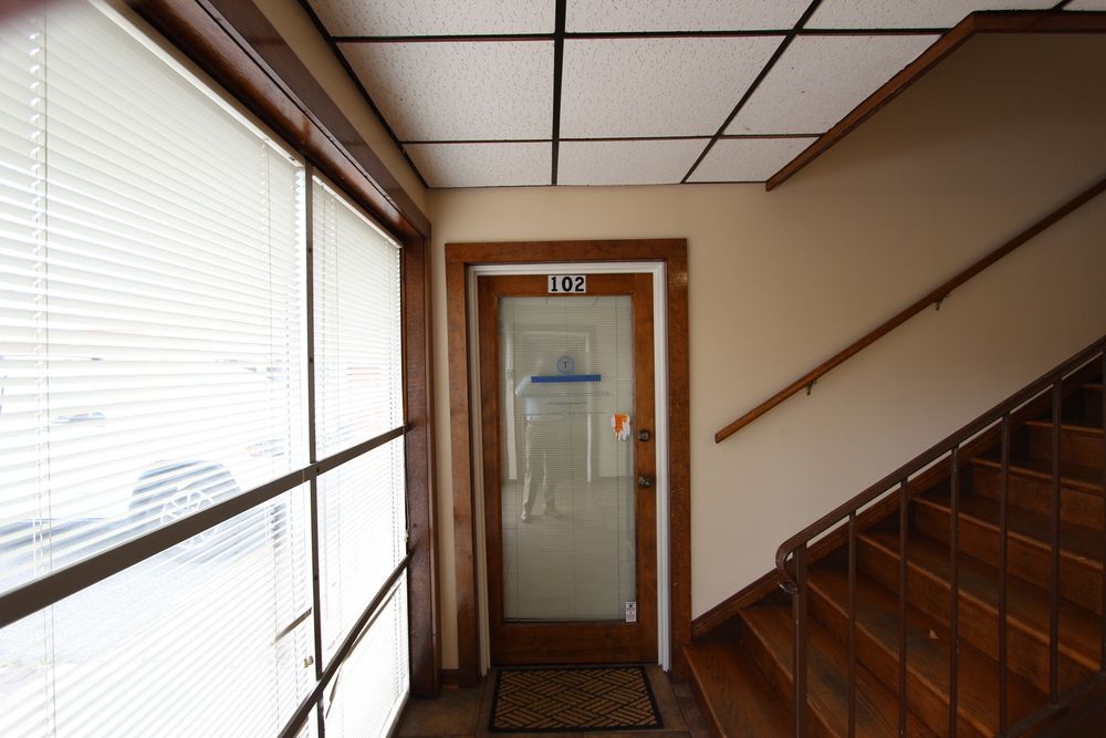 Hardy St Office Opportunity : 1507/1509 Hardy St , Hattiesburg, MS 39401